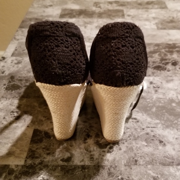 Wedges - Picture 2 of 3